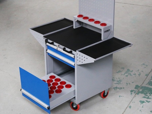 多功能刀具車有什么結(jié)構(gòu)特點？