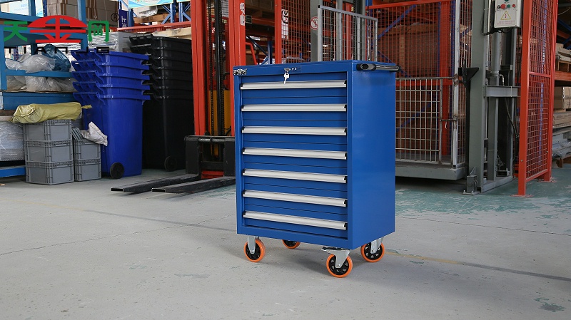 移動(dòng)工具車(chē)