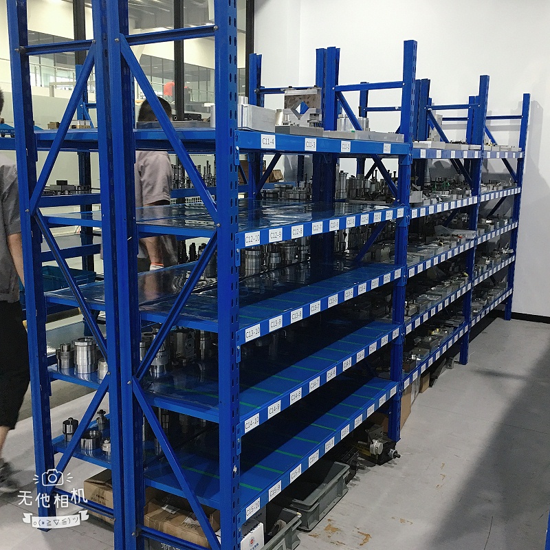 輕型倉(cāng)儲(chǔ)貨架廠家