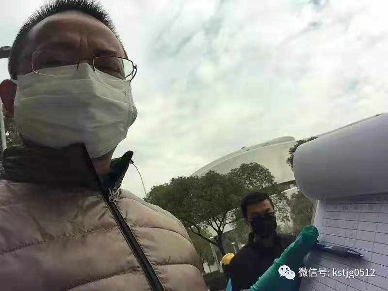 天金岡工具柜定制生產(chǎn)廠(chǎng)家常金標(biāo)先生參與社區(qū)防疫行動(dòng)