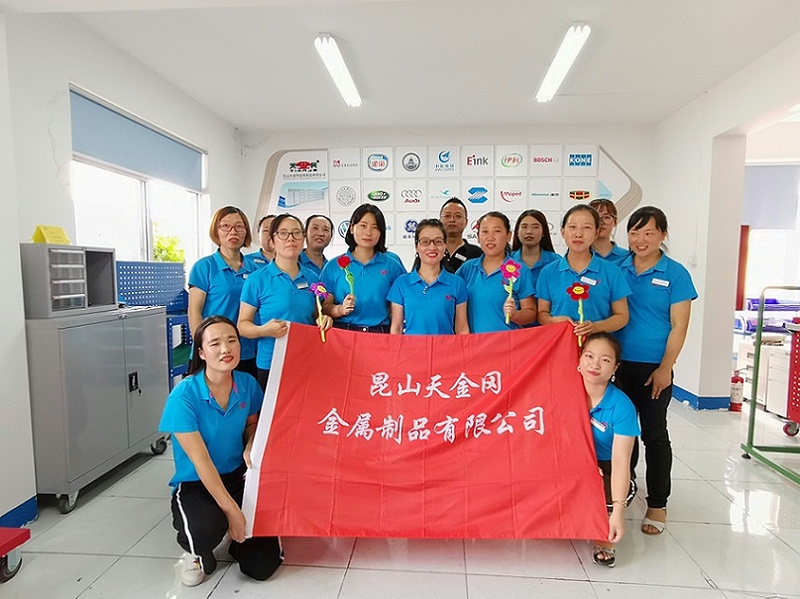 工具柜廠家天金岡為大家獻中秋祝福