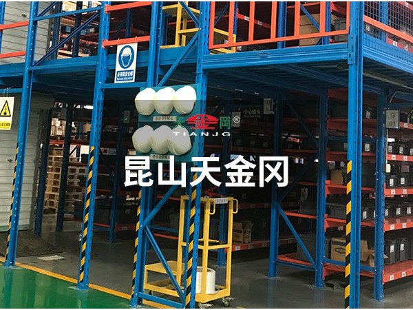 天金岡告訴你重型貨架報價-倉儲的路上怎么能少了它！