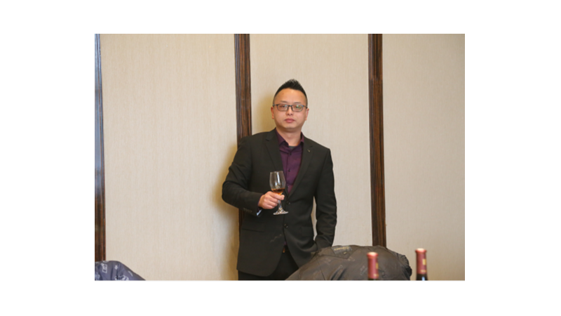 工具柜廠家天金岡總經(jīng)理常金標(biāo)先生當(dāng)選牛商匯昆山分會(huì)副會(huì)長(zhǎng)！